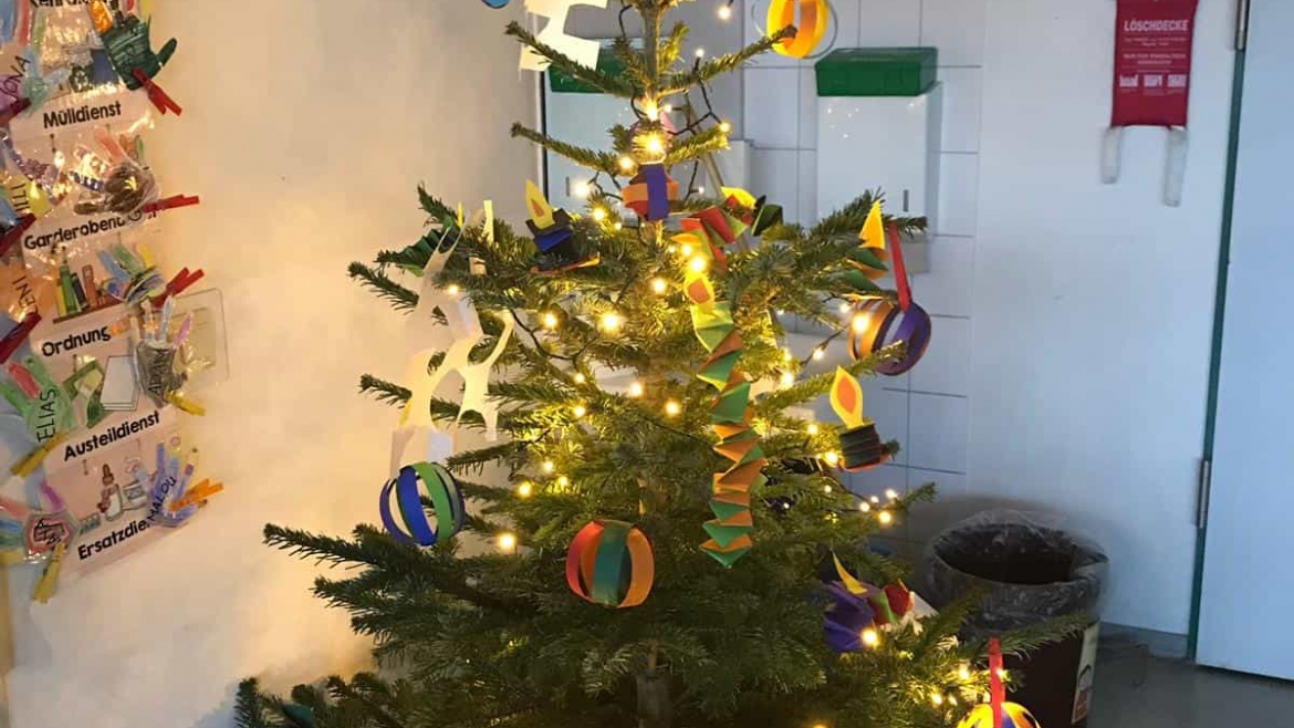 „Frohe Weihnachten in der Klasse 1A“