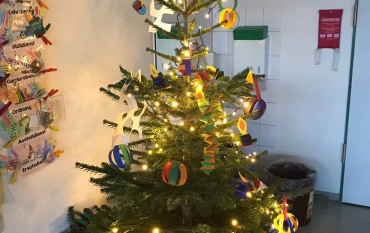 „Frohe Weihnachten in der Klasse 1A“