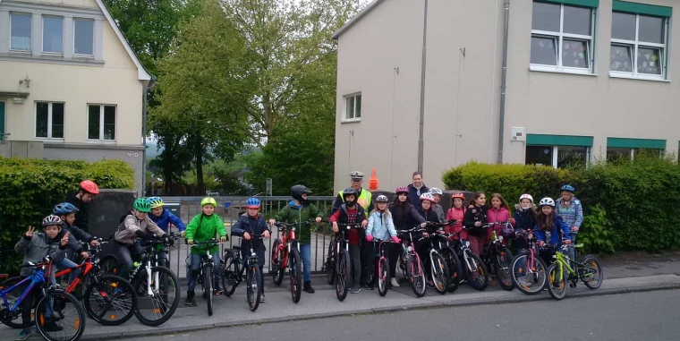 Fahrradübung 2019 mit der Klasse 4b und Herrn Brandenstein