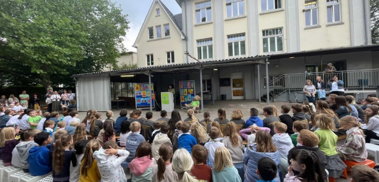 Ein emotionaler letzter Schultag voller Freude, Stolz und Abschiedstränen – wir starten in die Sommerferien!