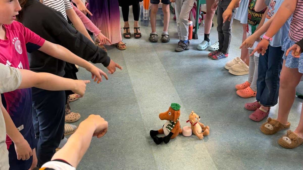 Tafiti zu Besuch an der Grundschule Rotsieper Höhe