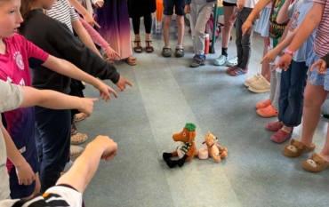 Tafiti zu Besuch an der Grundschule Rotsieper Höhe